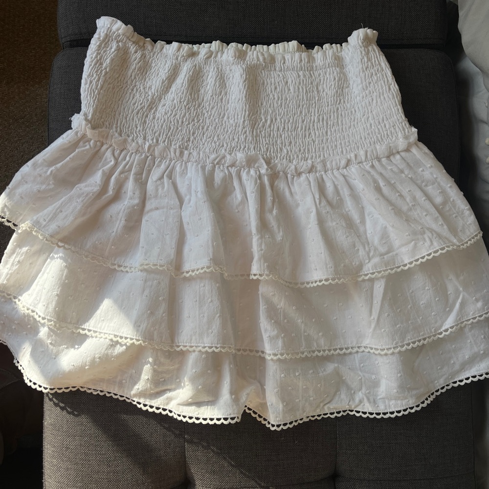 White, eyelet trim, high-waisted mini skirt